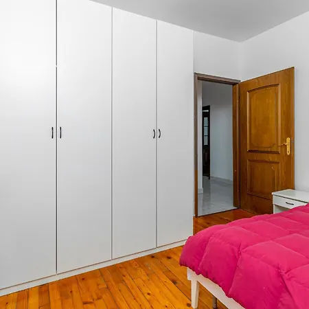 Apartman Lovely In *