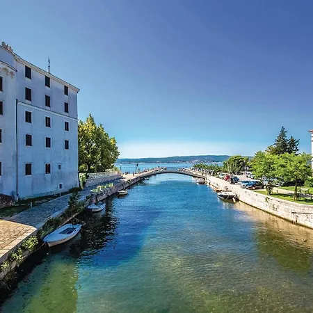 Lovely In Apartament Crikvenica